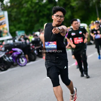 Runner Photo 4135040