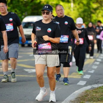Runner Photo 4135061
