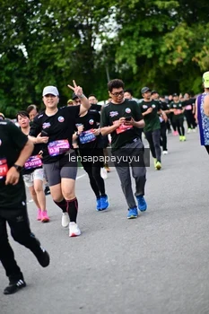 Runner Photo 4135064