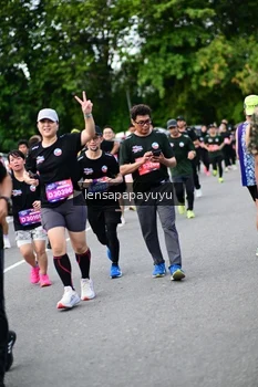 Runner Photo 4135080