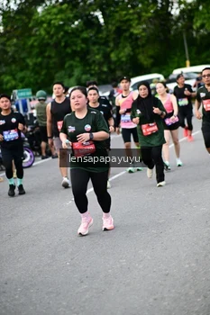 Runner Photo 4135099