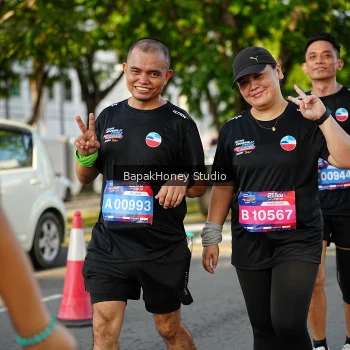 Runner Photo 4135107