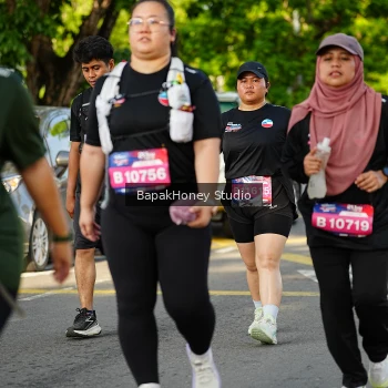 Runner Photo 4135110