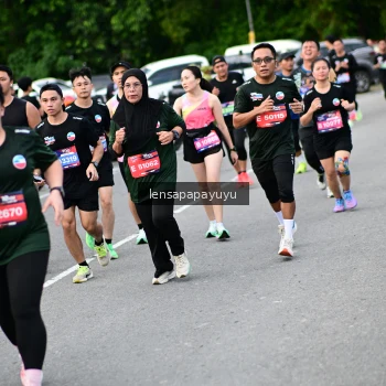 Runner Photo 4135125