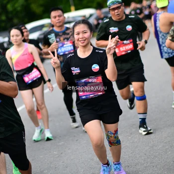Runner Photo 4135146