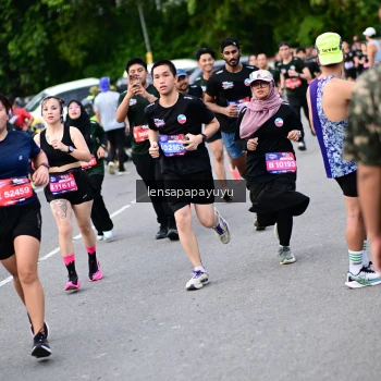 Runner Photo 4135162