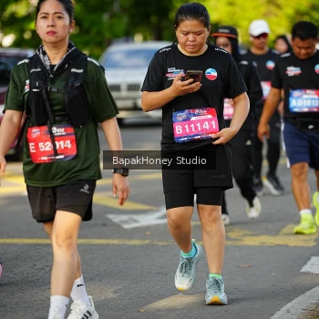 Runner Photo 4135165