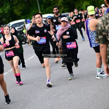 Runner Photo 4135172