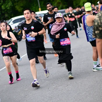 Runner Photo 4135186