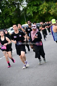 Runner Photo 4135187