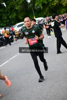 Runner Photo 4135208