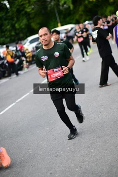 Runner Photo 4135210