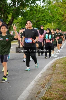 Runner Photo 4135249