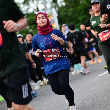 Runner Photo 4135250