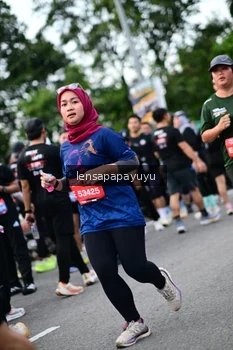 Runner Photo 4135266
