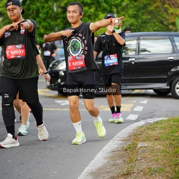 Runner Photo 4135276