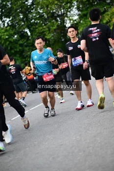 Runner Photo 4135280