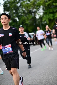 Runner Photo 4135288