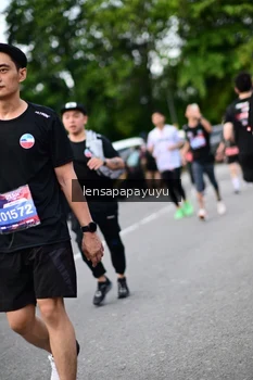 Runner Photo 4135290