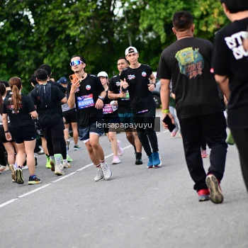 Runner Photo 4135295