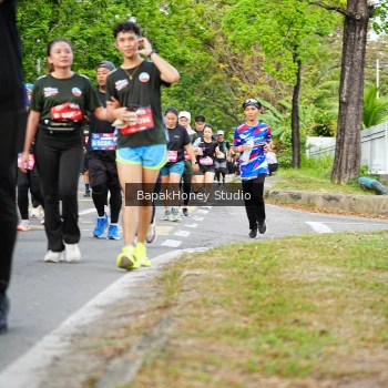 Runner Photo 4135297