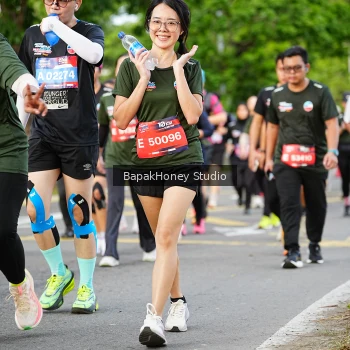 Runner Photo 4135305
