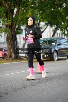 Runner Photo 4135318