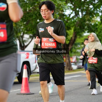 Runner Photo 4135341