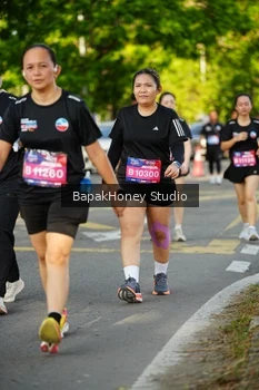 Runner Photo 4135405
