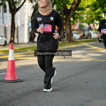 Runner Photo 4135419