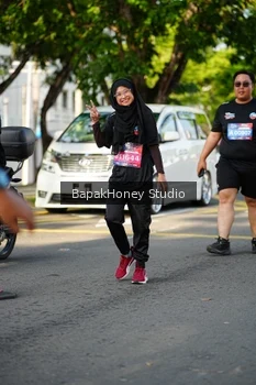 Runner Photo 4135449