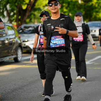Runner Photo 4135451