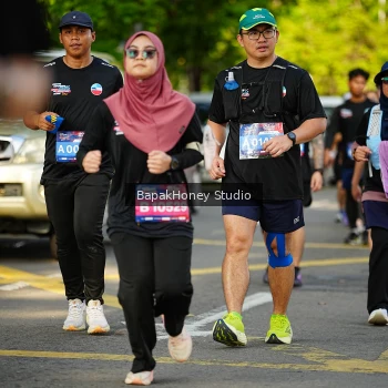 Runner Photo 4135454