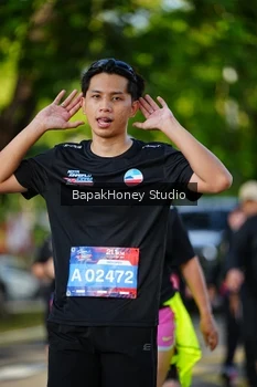 Runner Photo 4135465