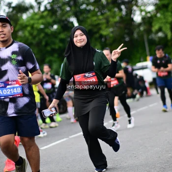 Runner Photo 4135466