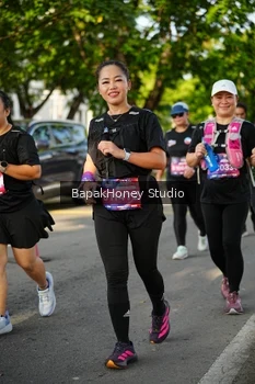Runner Photo 4135468