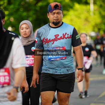 Runner Photo 4135475
