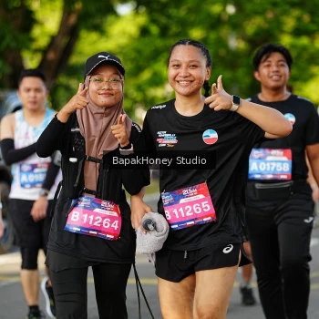 Runner Photo 4135476