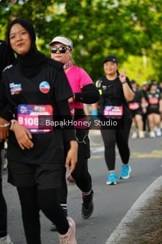 Runner Photo 4135483