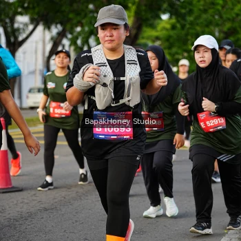 Runner Photo 4135543