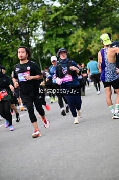 Runner Photo 4135552