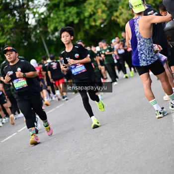 Runner Photo 4135564