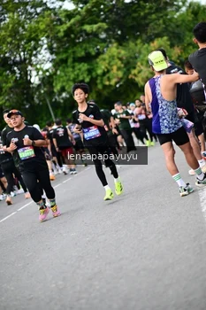 Runner Photo 4135565