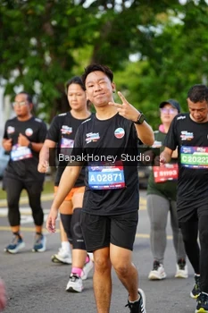 Runner Photo 4135572