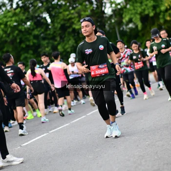Runner Photo 4135582