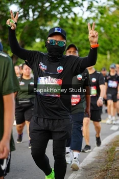 Runner Photo 4135585