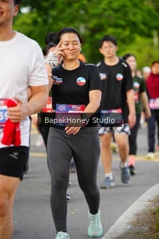 Runner Photo 4135586