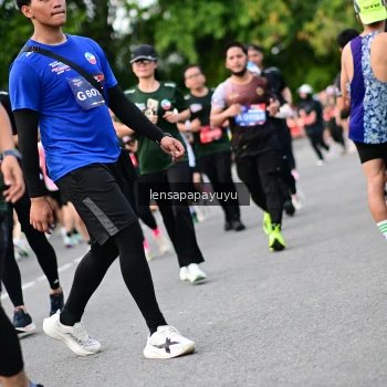 Runner Photo 4135590