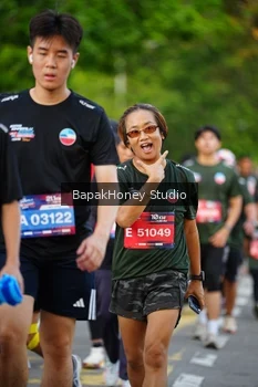 Runner Photo 4135598