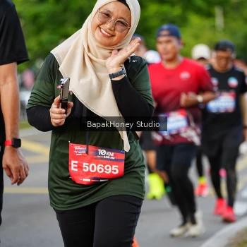 Runner Photo 4135606
